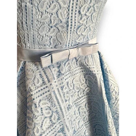 NWOT * A-line Midi Dress with Paisley Lace Design - Picture 5 of 6